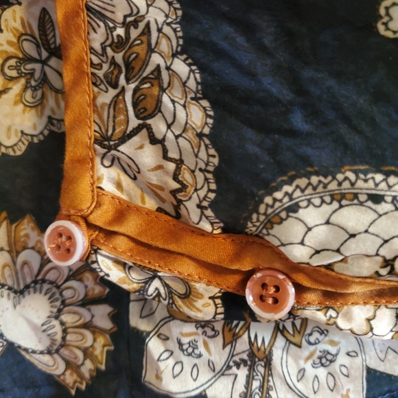 French Connection Sundown Silk Paisley Shirt Size Medium - Picture 9 of 11